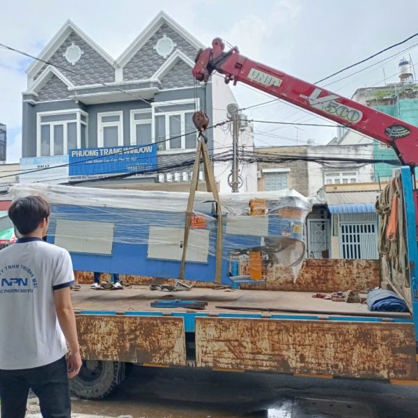 máy uấn ống kim loại 1 đầu bán tự động