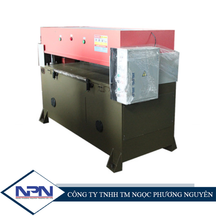 Máy cắt thủy lực không dệt bốn trụ Máy cắt thủy lực không dệt bốn trụ