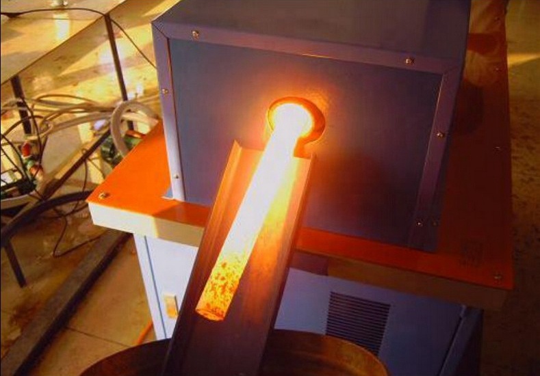 Lò rèn cảm ứng nhiệt độ cao cho kim loại