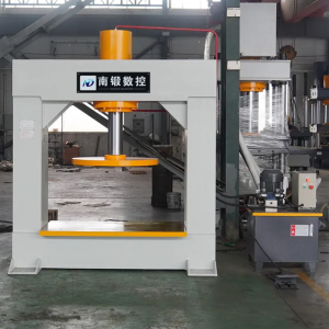 Máy ép thủy lực lốp xe nâng 160 tấn