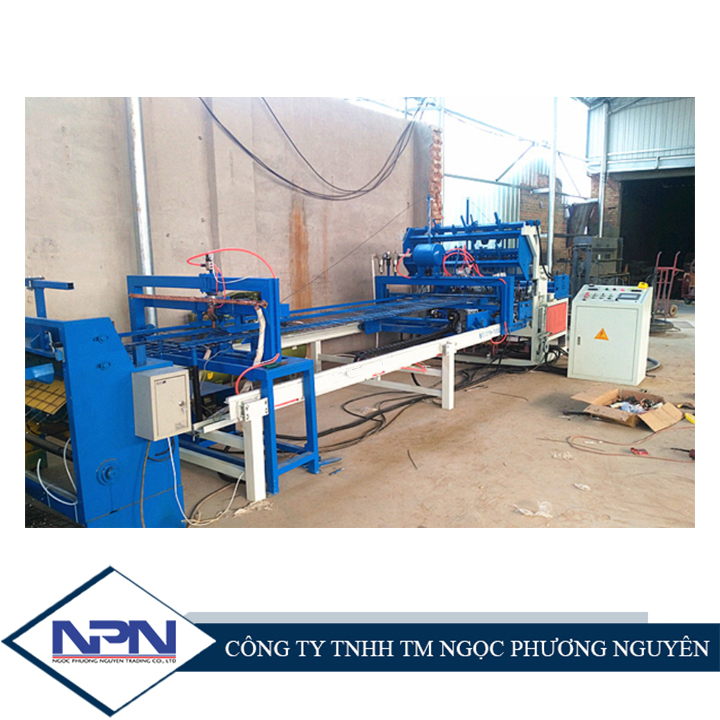 Máy hàn lưới chăn nuôi đồng cỏ Máy hàn lưới chăn nuôi đồng cỏ