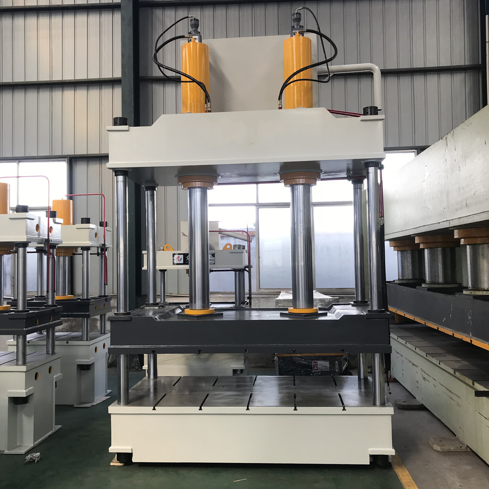 Máy ép thủy lực 4 trụ loại cho gạch kim loại màu