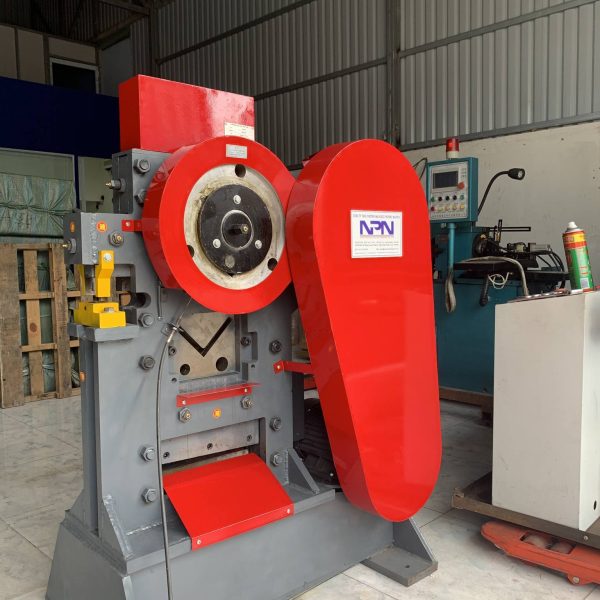 Máy cắt đột liên hợp QA32-10B
