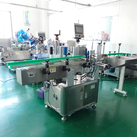 Máy dán nhãn chai tròn, vuông tự động dạng lăn miết