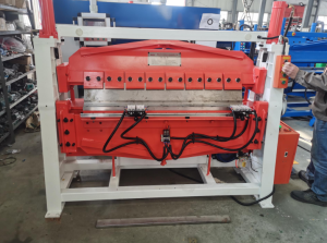 Máy gấp CNC